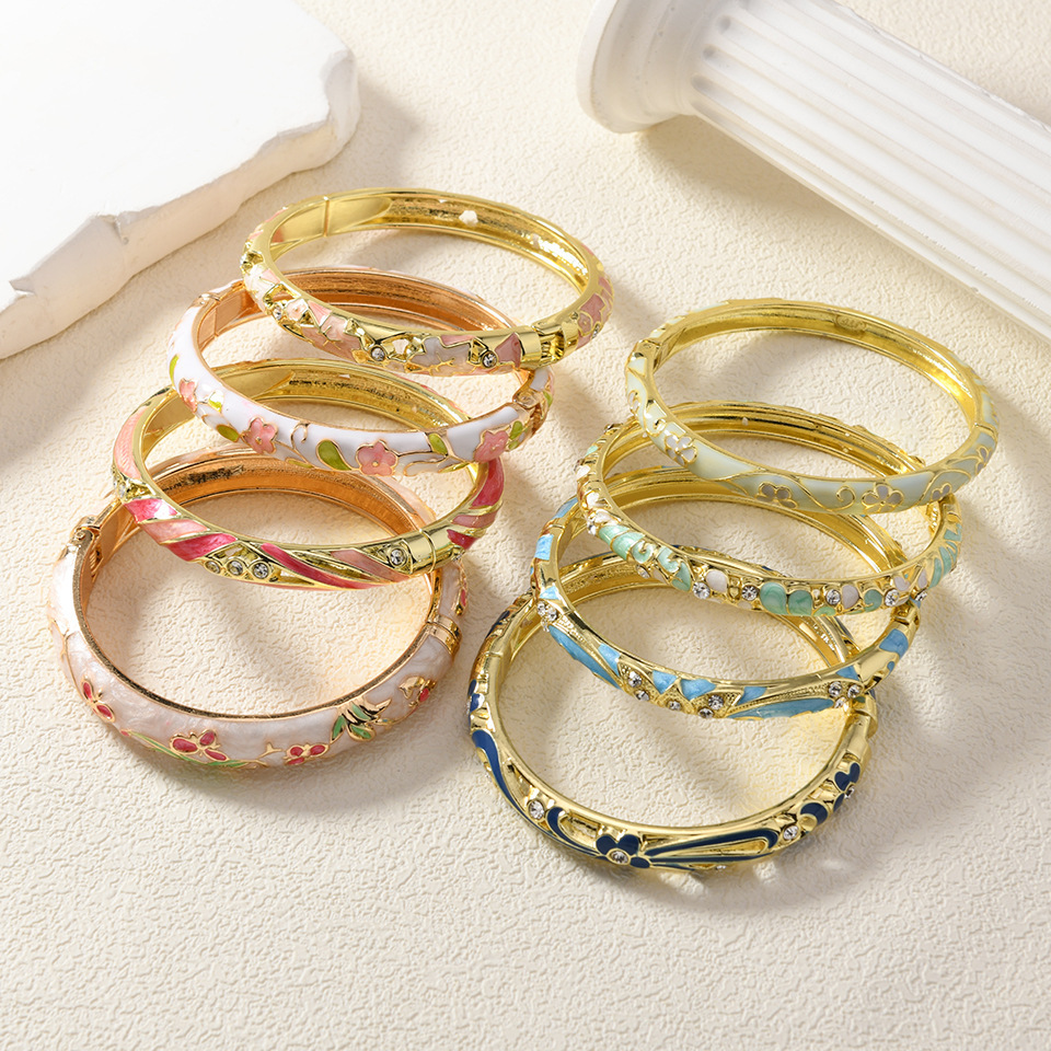 Best-selling Fashionable Geometric Bracelet With A Touch Of Light Luxury And Premium Elegance