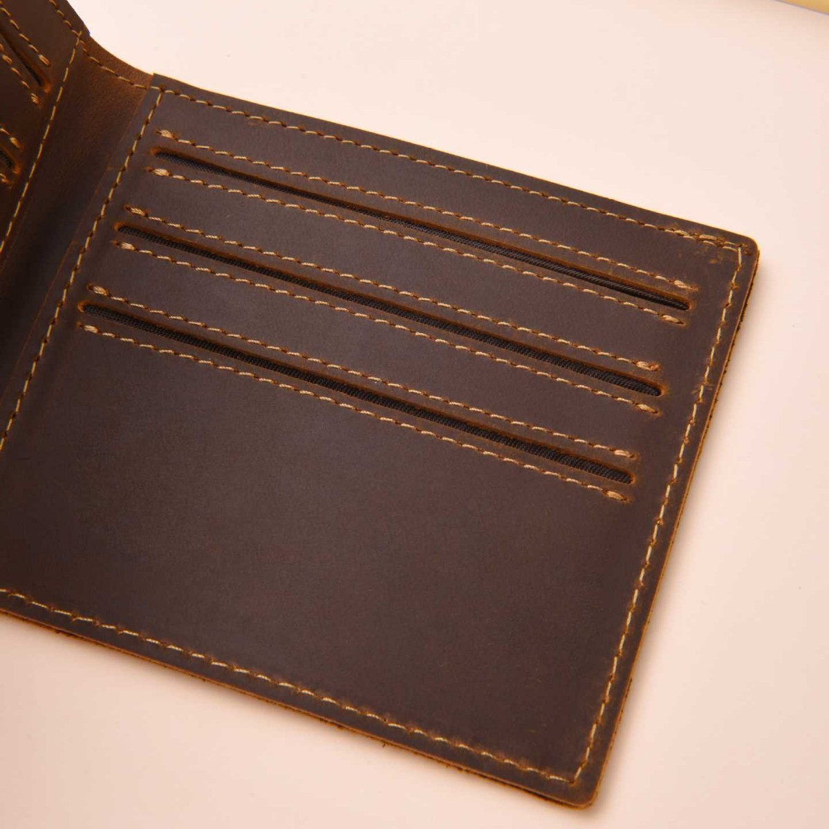Men's Short Bi-fold Wallet Made From Full-grain Cowhide