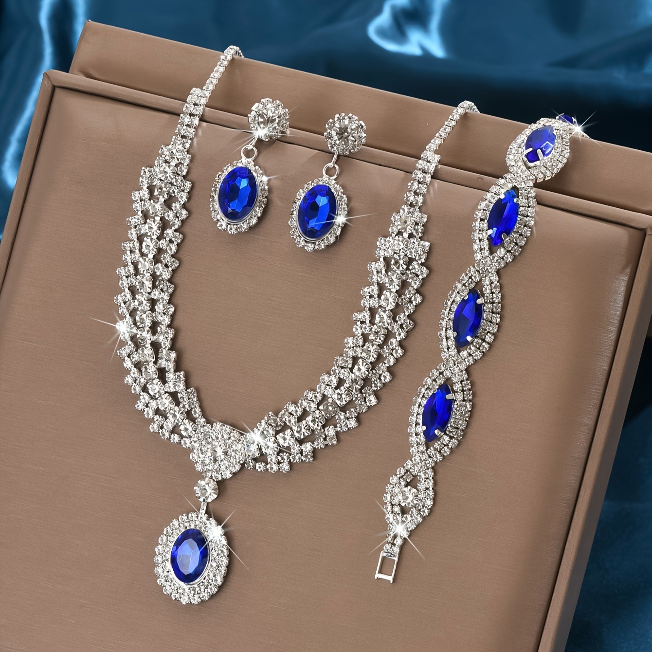 New European And American Style Elegant Luxury Sapphire Necklace Set Of Four Pieces