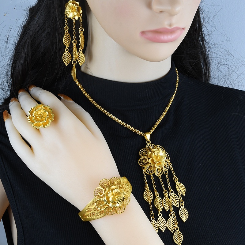 Lady's Flower Necklace Earring Ring Bracelet Copper-plated Gold Jewelry Suit