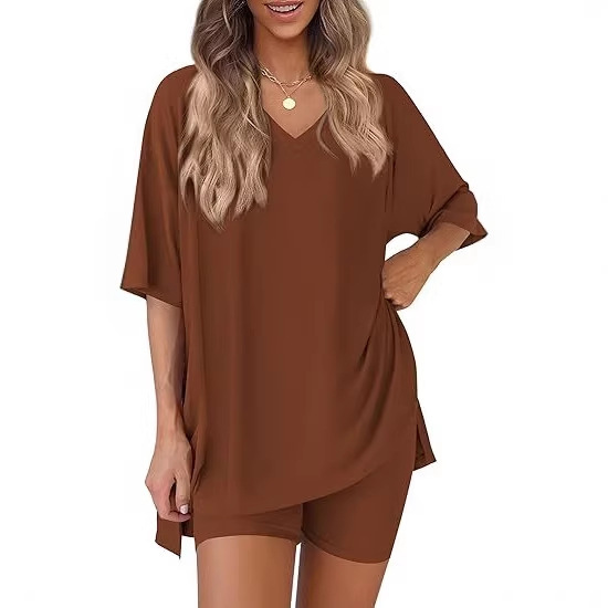 Comfortable And Stylish Womens Casual V-neck Loose-fit T-shirt And Elastic-waist Shorts Set For Home Wear