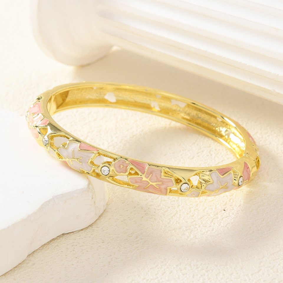 Best-selling Fashionable Geometric Bracelet With A Touch Of Light Luxury And Premium Elegance