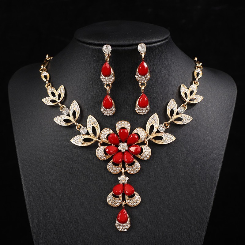 Womens Teardrop Floral Tassel Rhinestone Inlaid Jewelry Set,Necklace And Earrings Costume Accessories For Daily Banquet Party Wear