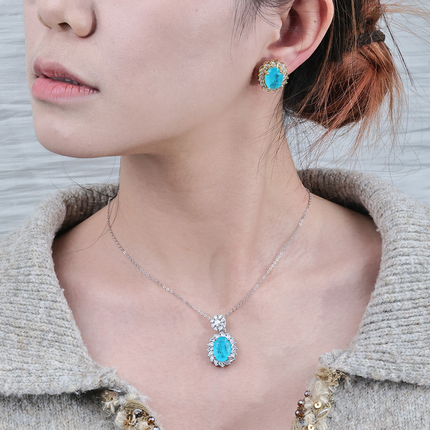 Original Colored Gemstone Emerald Necklace And Earrings For Women