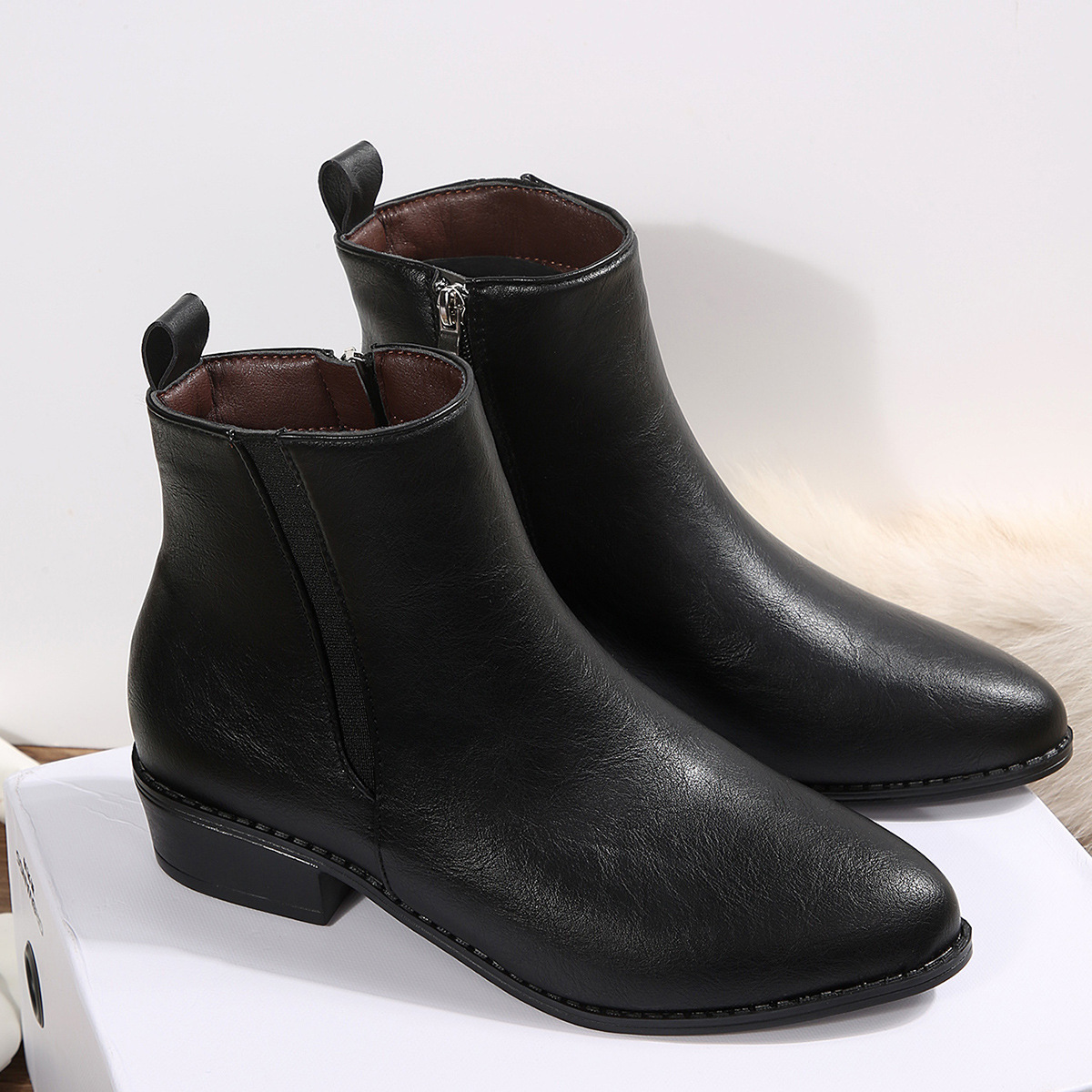 Fashionable Women's Leather Martin Boots