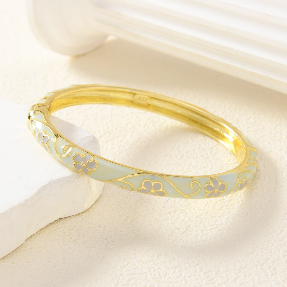 Best-selling Fashionable Geometric Bracelet With A Touch Of Light Luxury And Premium Elegance