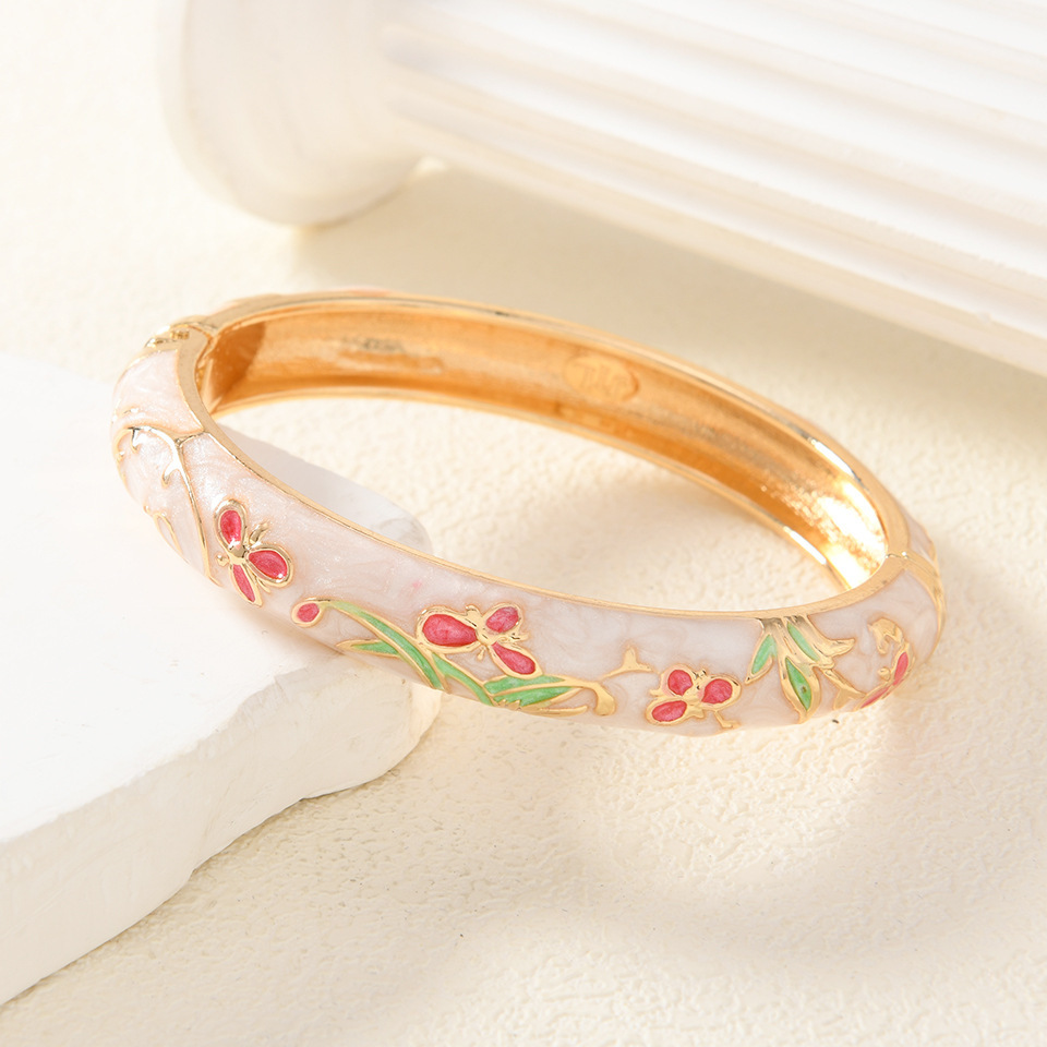 Best-selling Fashionable Geometric Bracelet With A Touch Of Light Luxury And Premium Elegance