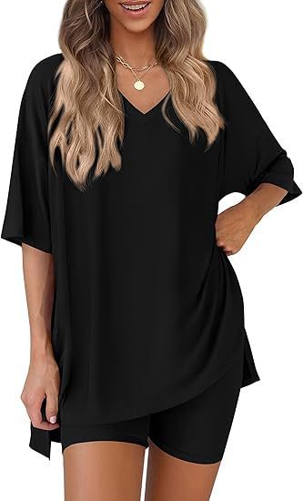 Comfortable And Stylish Womens Casual V-neck Loose-fit T-shirt And Elastic-waist Shorts Set For Home Wear