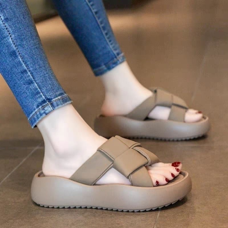 Soft Bottom Non-slip Beach Sandals
